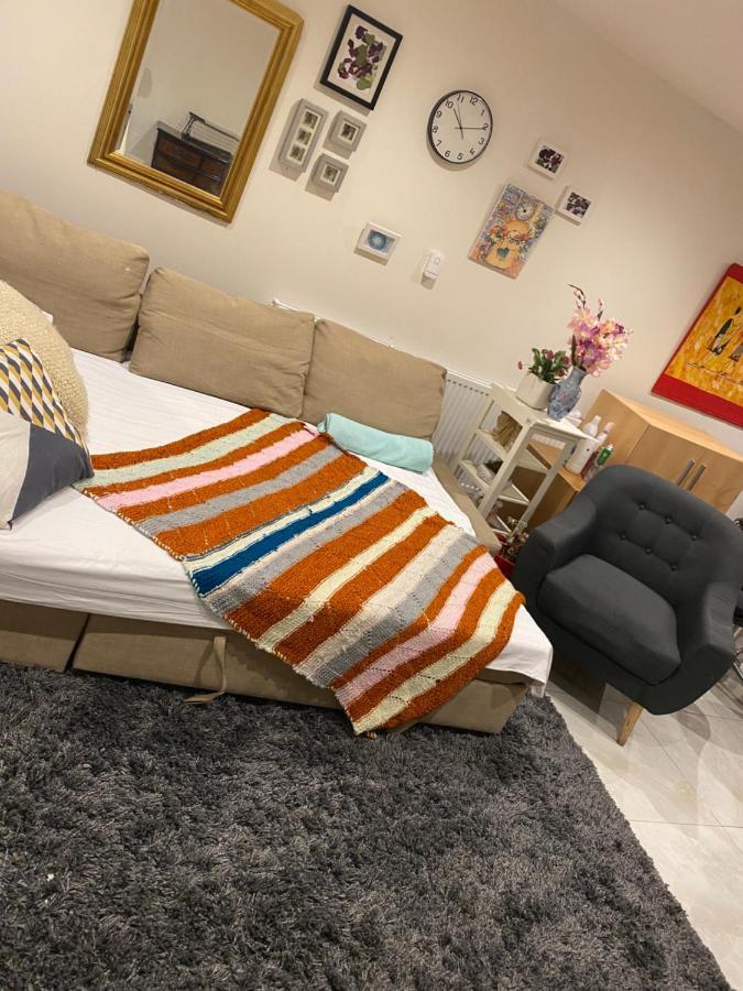 Hendon Homestay Екстер'єр фото