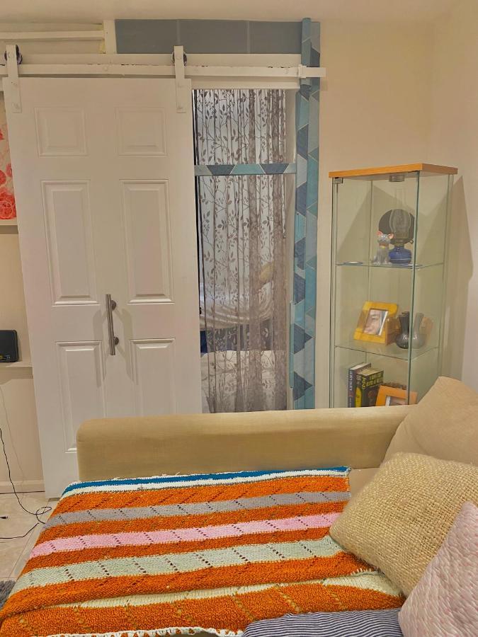 Hendon Homestay Екстер'єр фото